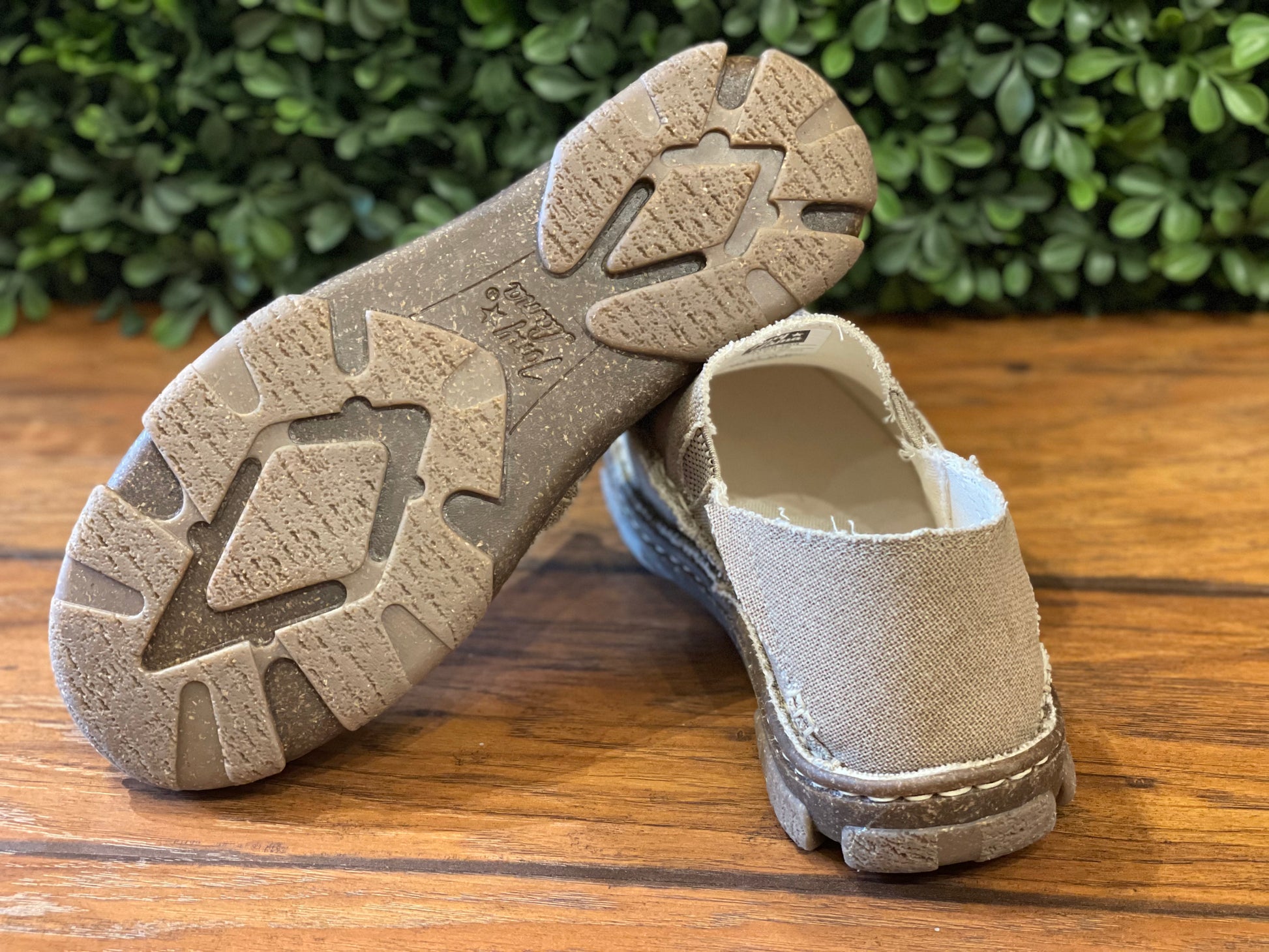 Gator Slip On